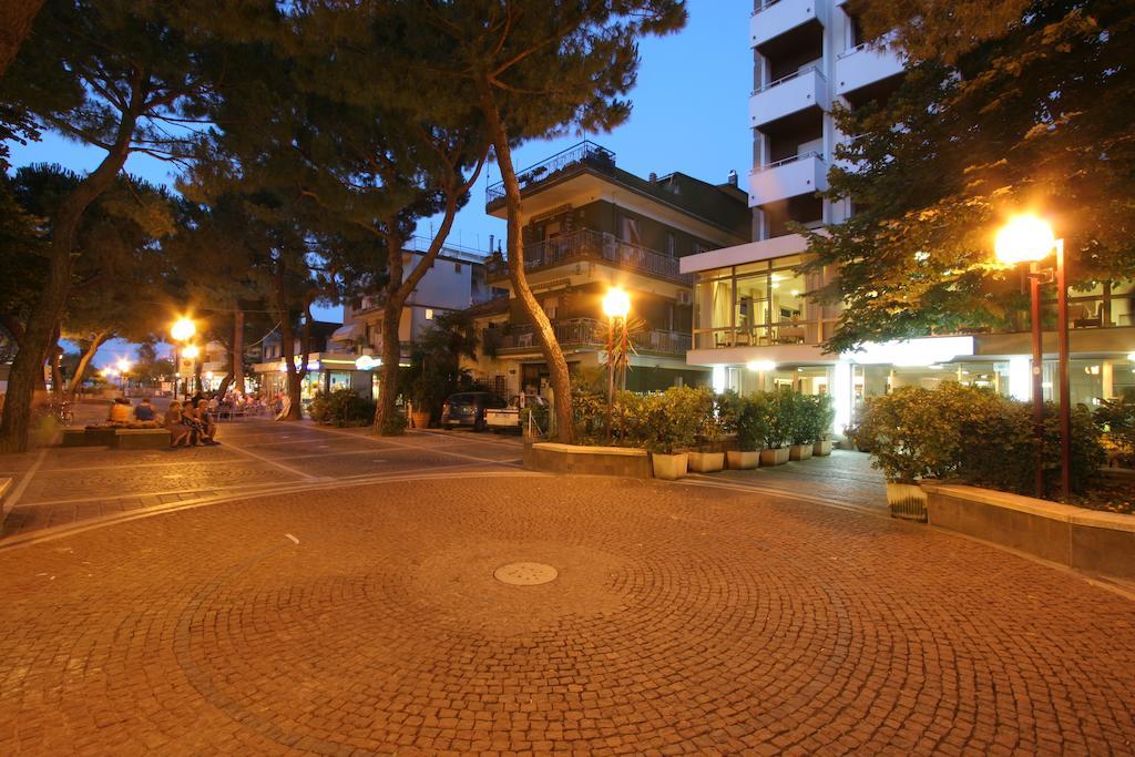 Mon Hotel มิซาโน อาดรีอาติโก ภายนอก รูปภาพ